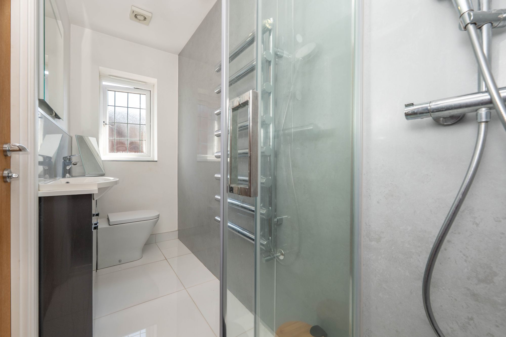 5 bed detached house for sale in Darlow Drive, Stratford-Upon-Avon, CV37 18