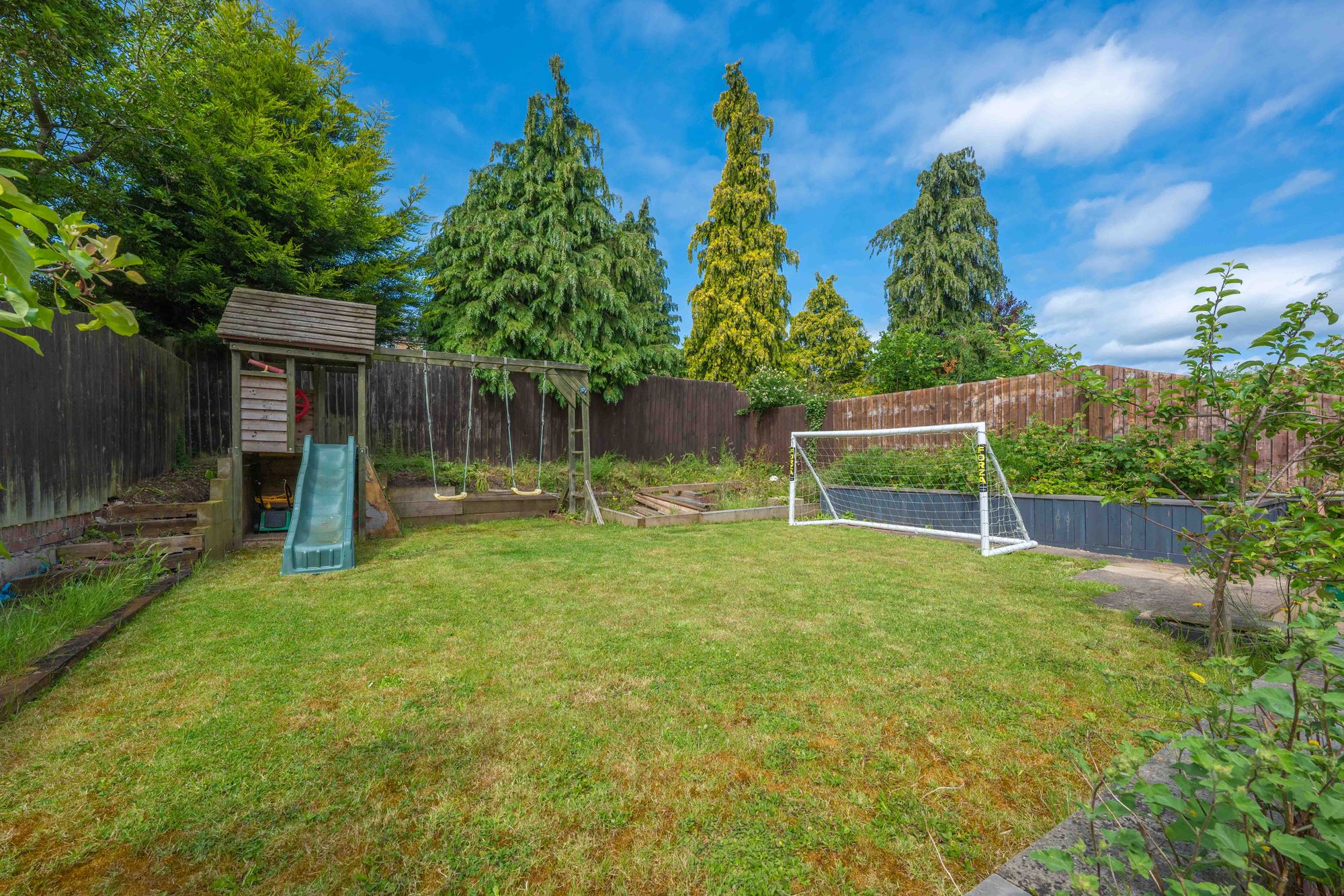 3 bed semi-detached house for sale in Mullard Drive, Whitnash, CV31 16