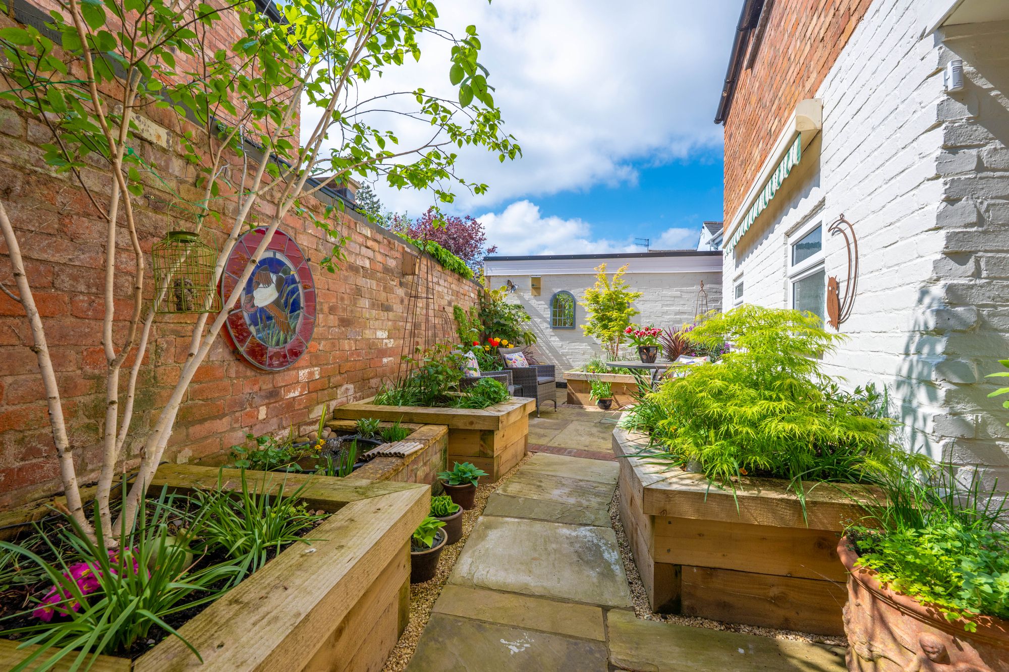4 bed end of terrace house for sale in 21 West Street, Stratford-Upon-Avon, CV37 11