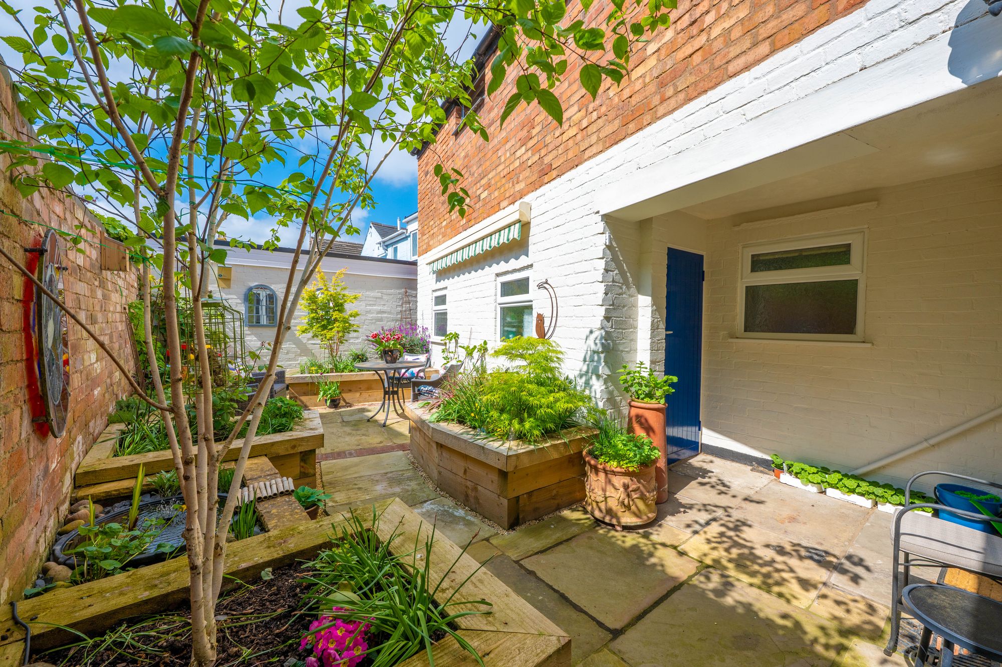 4 bed end of terrace house for sale in 21 West Street, Stratford-Upon-Avon, CV37 28