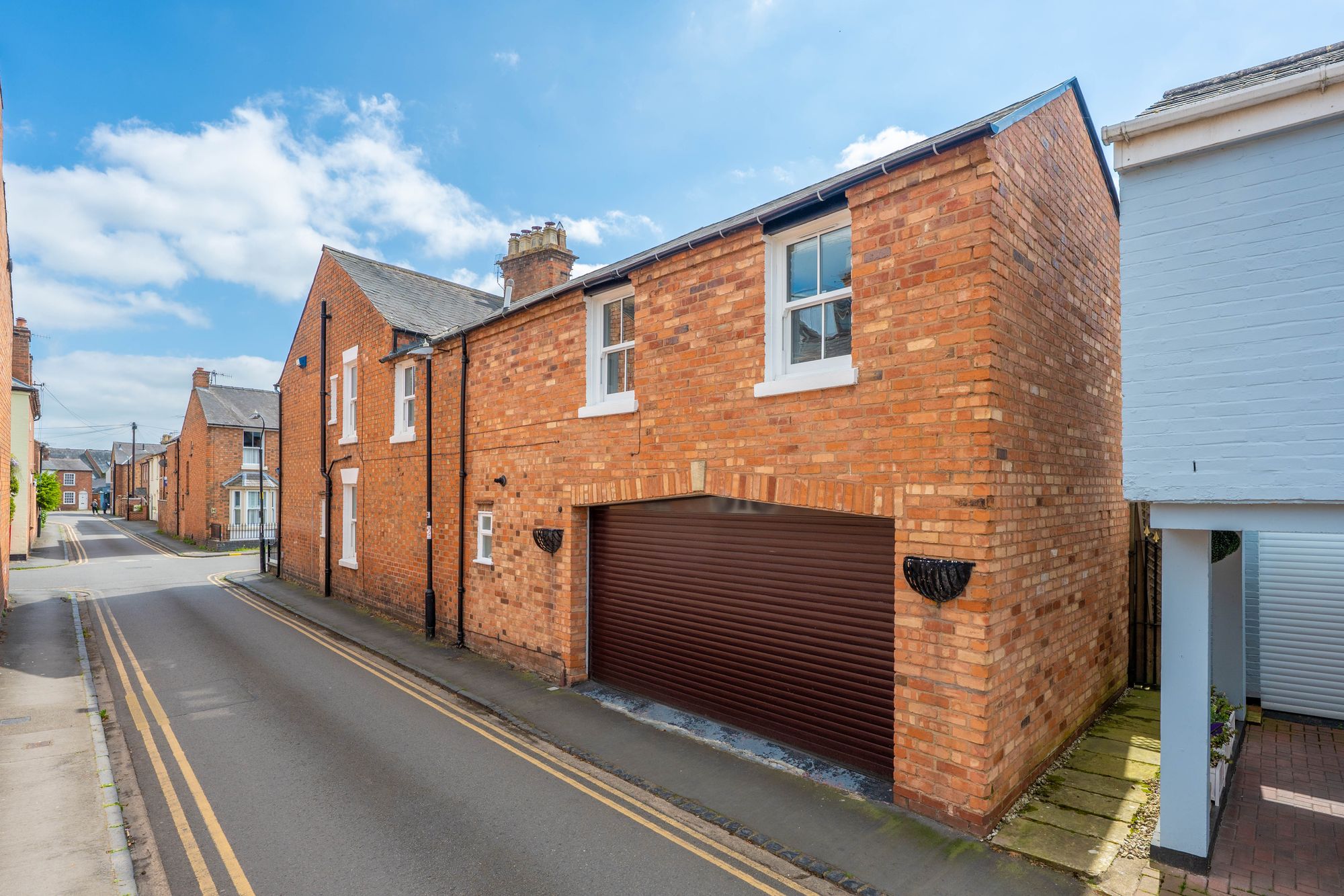4 bed end of terrace house for sale in 21 West Street, Stratford-Upon-Avon, CV37 26