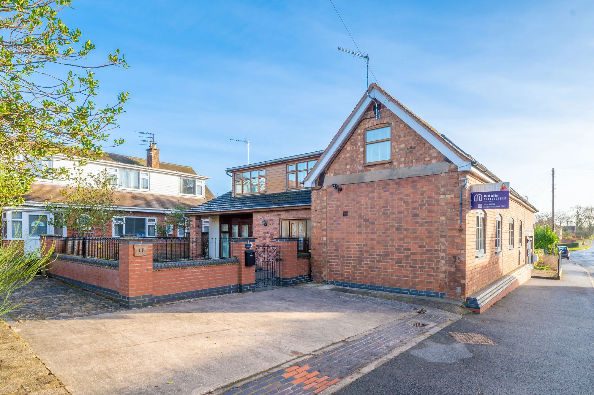 5 bed detached house for sale in Marton Road, Rugby  - Property Image 35