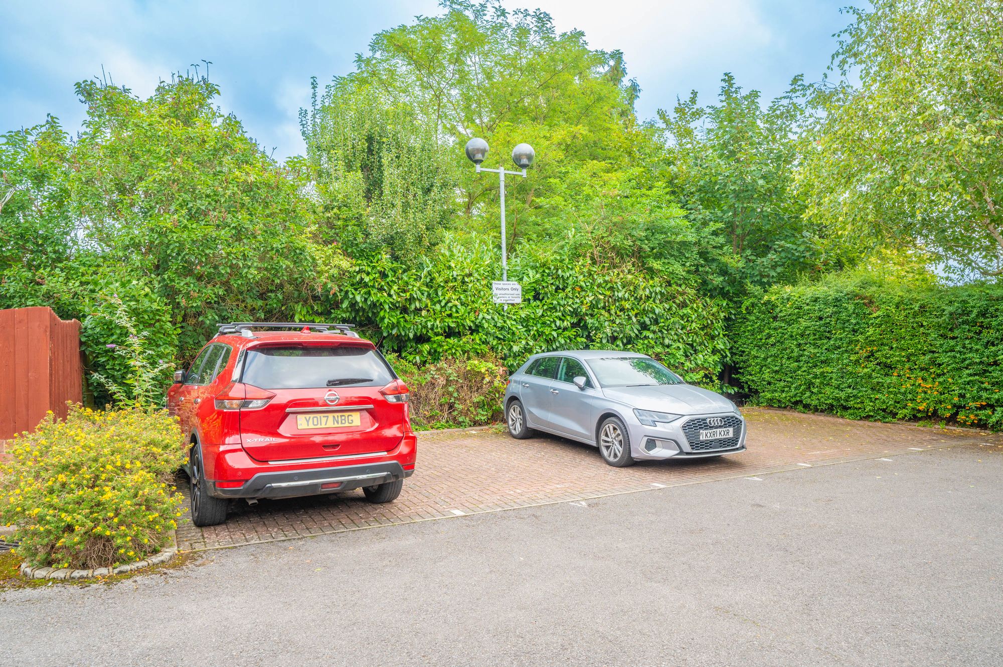 2 bed apartment for sale in Warwick Road, Stratford-Upon-Avon, CV37 20