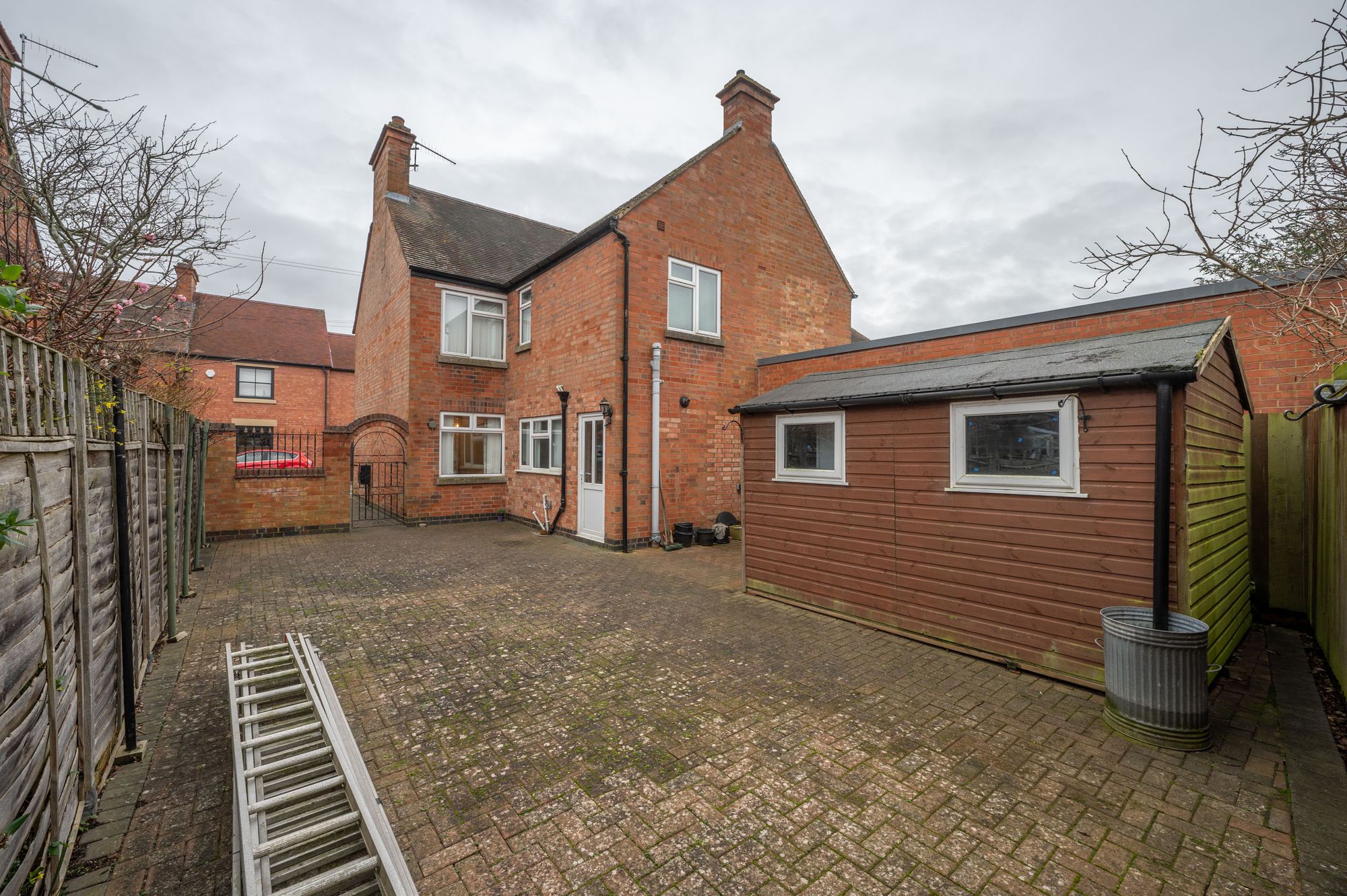 3 bed semi-detached house for sale in Holtom Street, Stratford-Upon-Avon  - Property Image 15