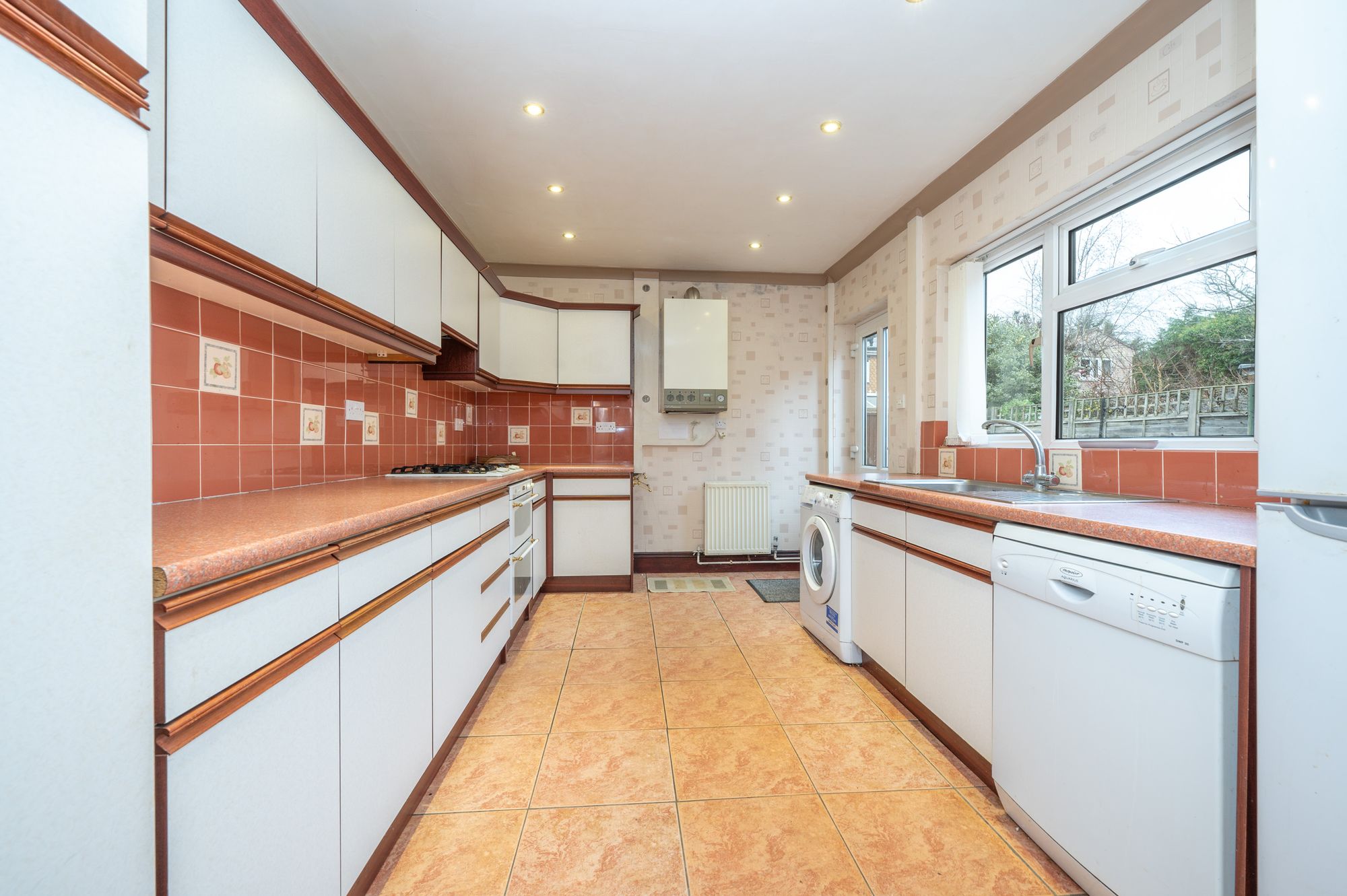 3 bed semi-detached house for sale in Holtom Street, Stratford-Upon-Avon  - Property Image 5