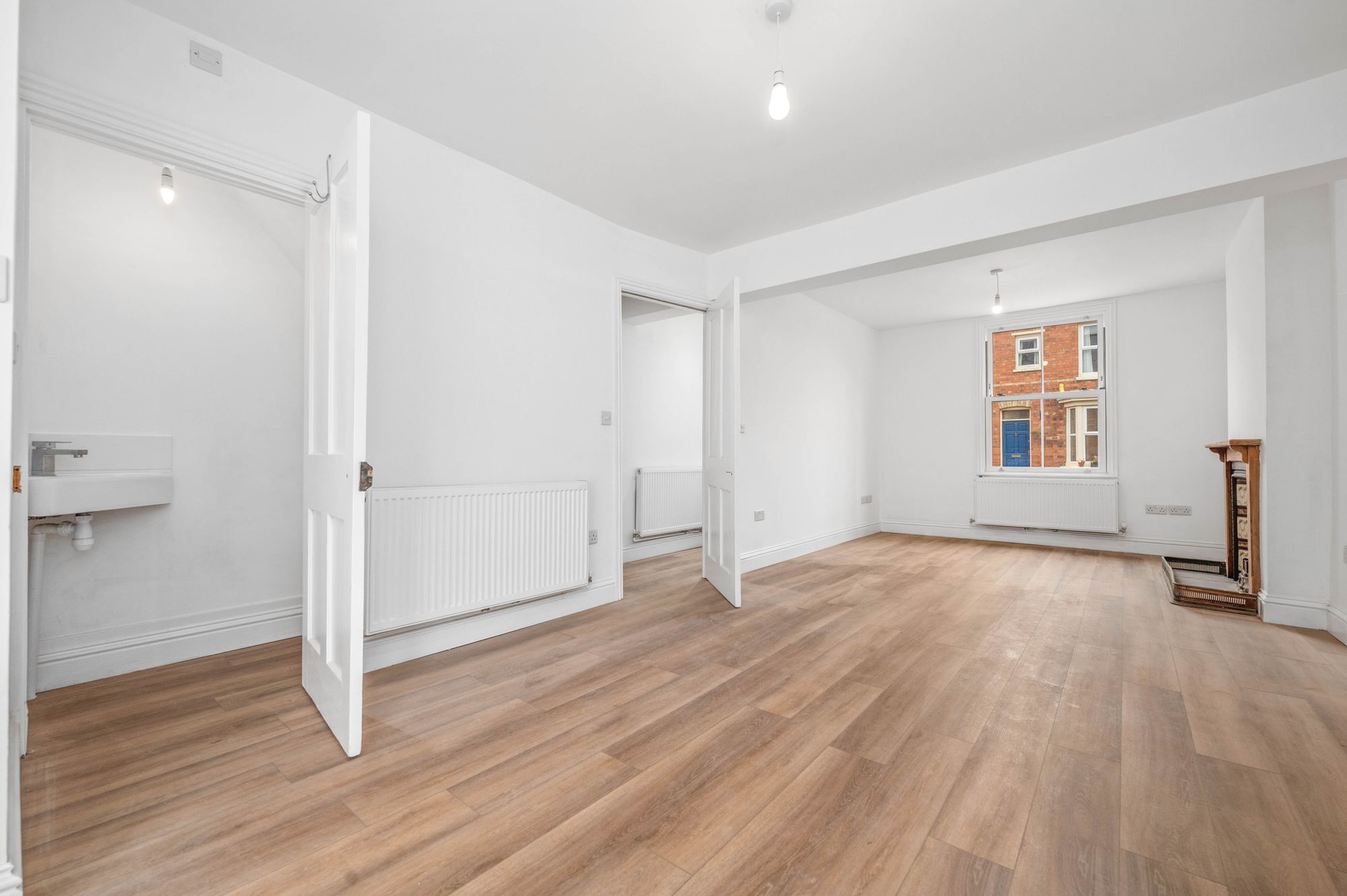 3 bed end of terrace house for sale in Percy Street, Stratford-Upon-Avon, CV37 10