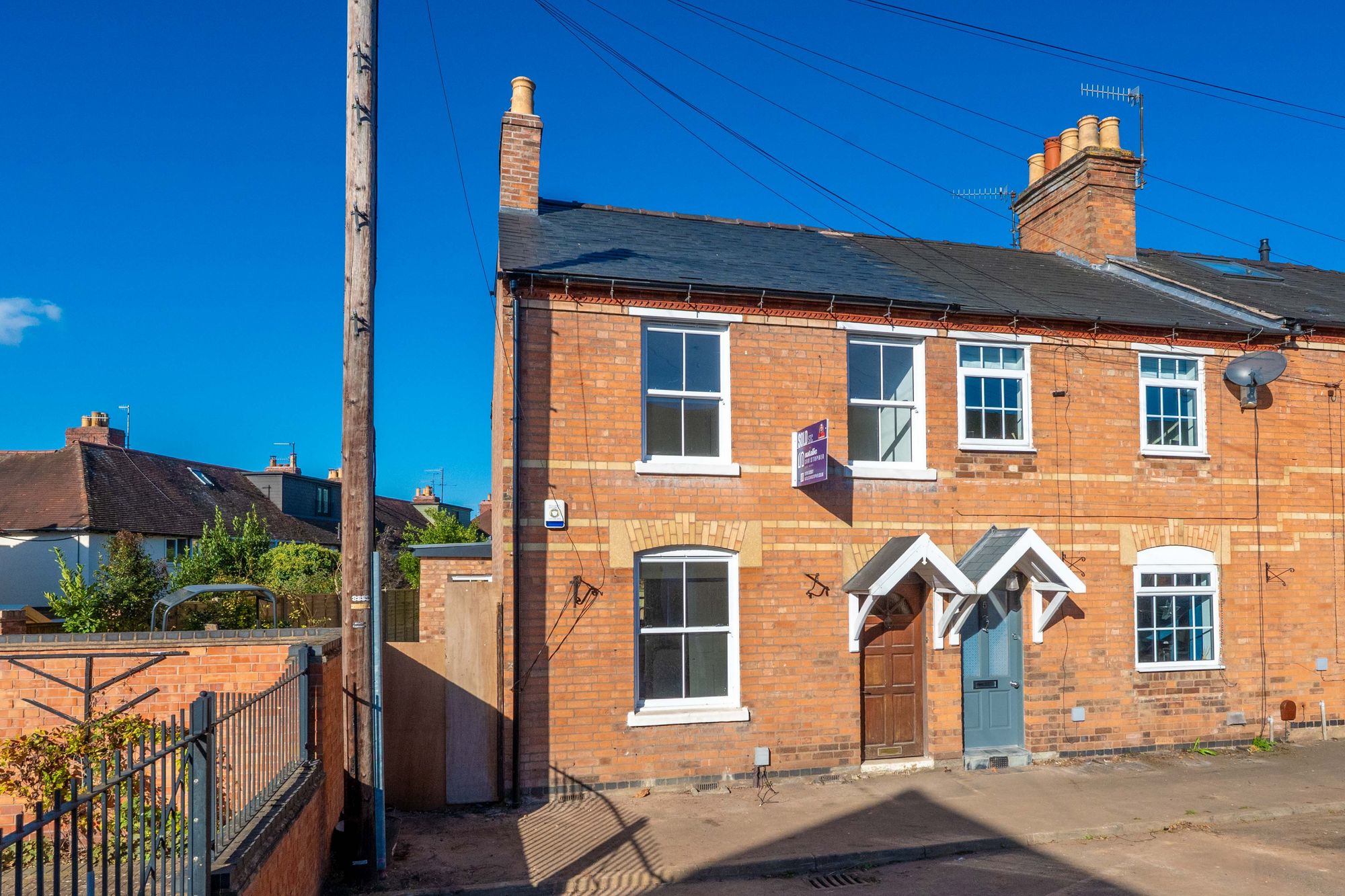 3 bed end of terrace house for sale in Percy Street, Stratford-Upon-Avon, CV37 - Property Image 1