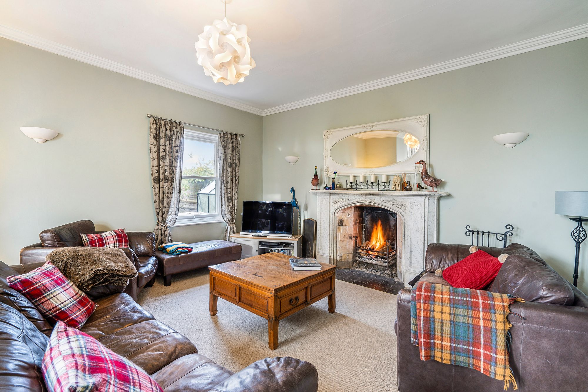 4 bed farm house for sale in Hatton Rock, Stratford-Upon-Avon, CV37 2