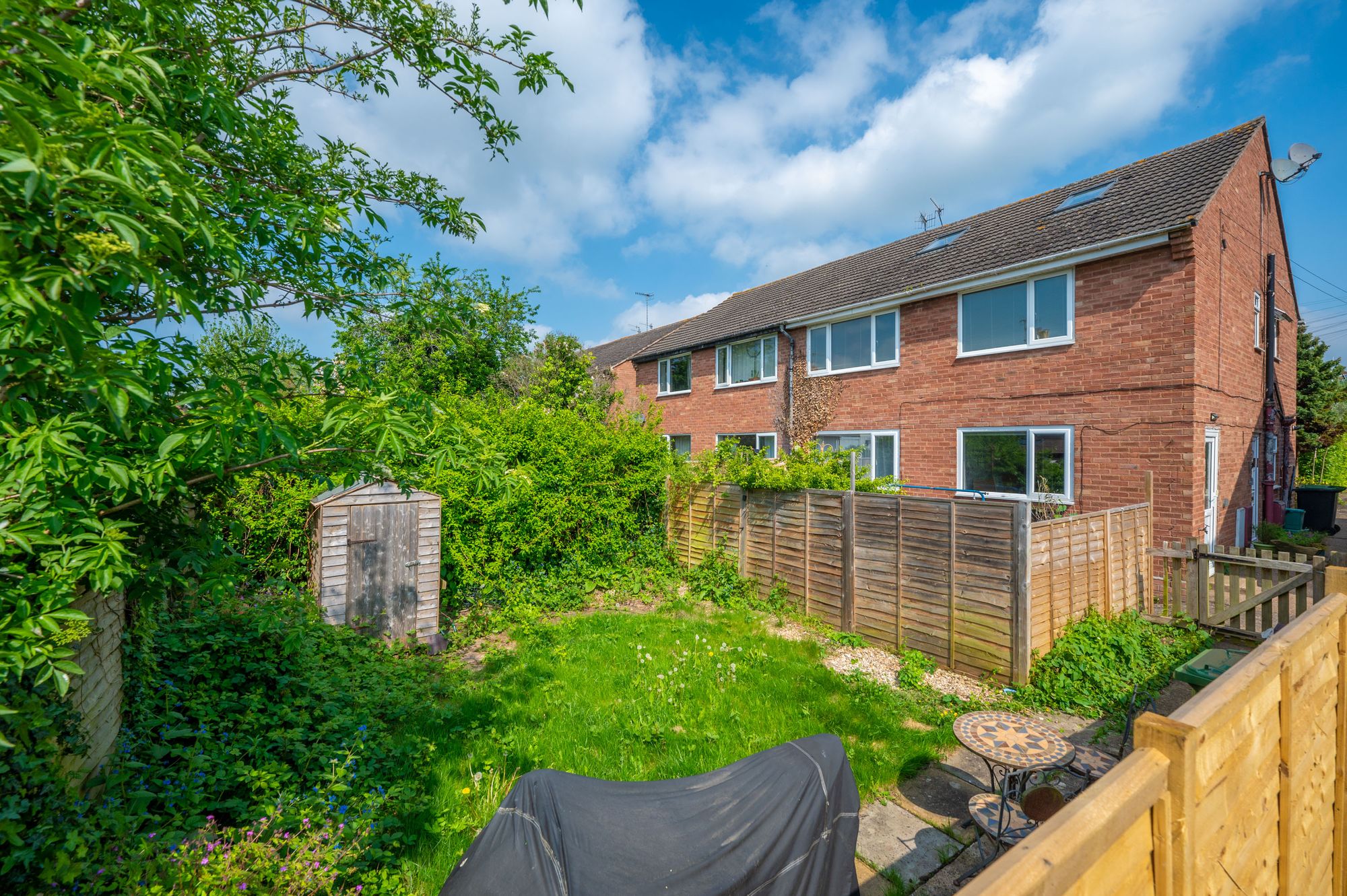 2 bed maisonette for sale in Mayfield Court, Stratford-Upon-Avon, CV37 10