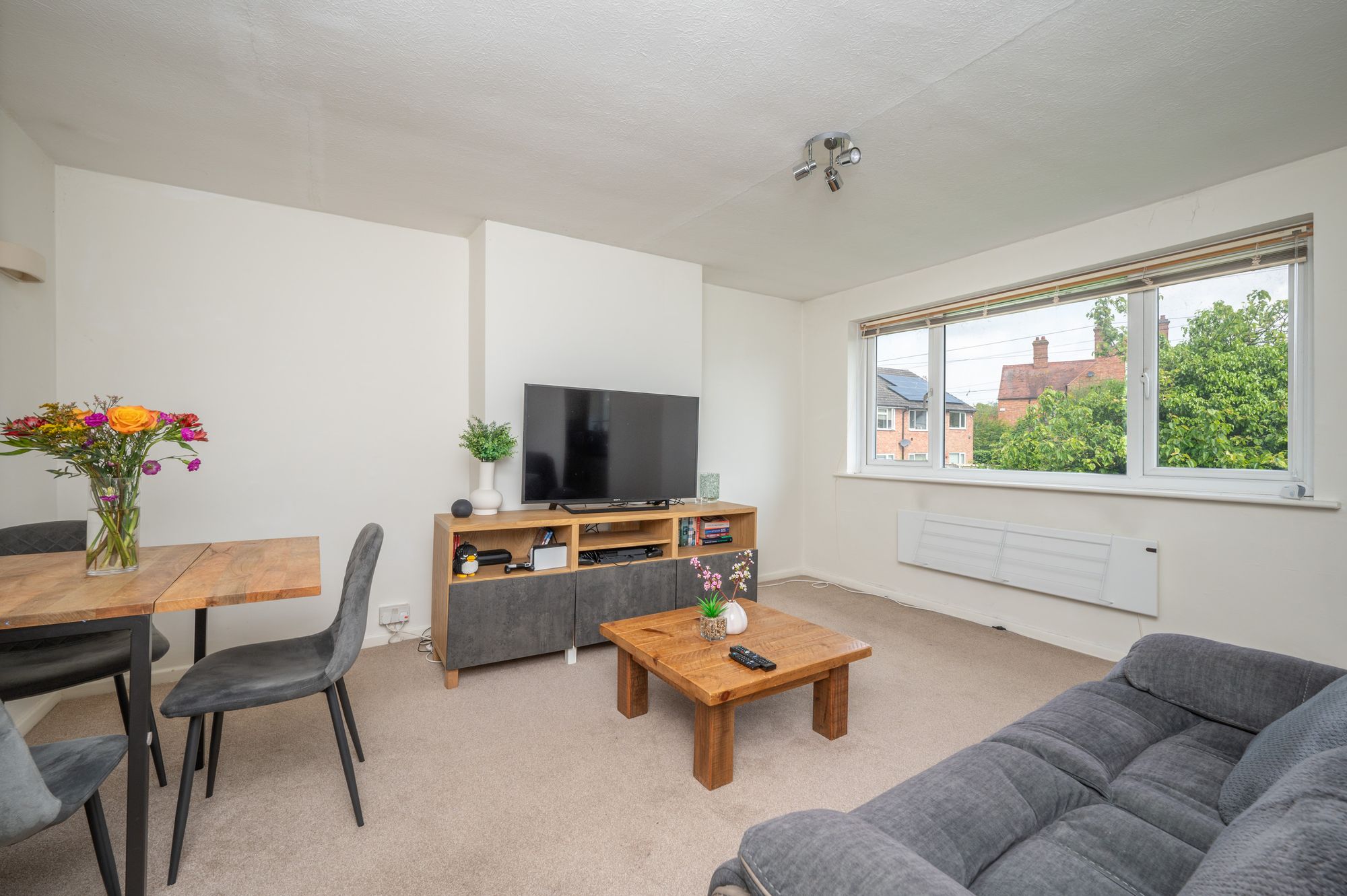 2 bed maisonette for sale in Mayfield Court, Stratford-Upon-Avon, CV37 1