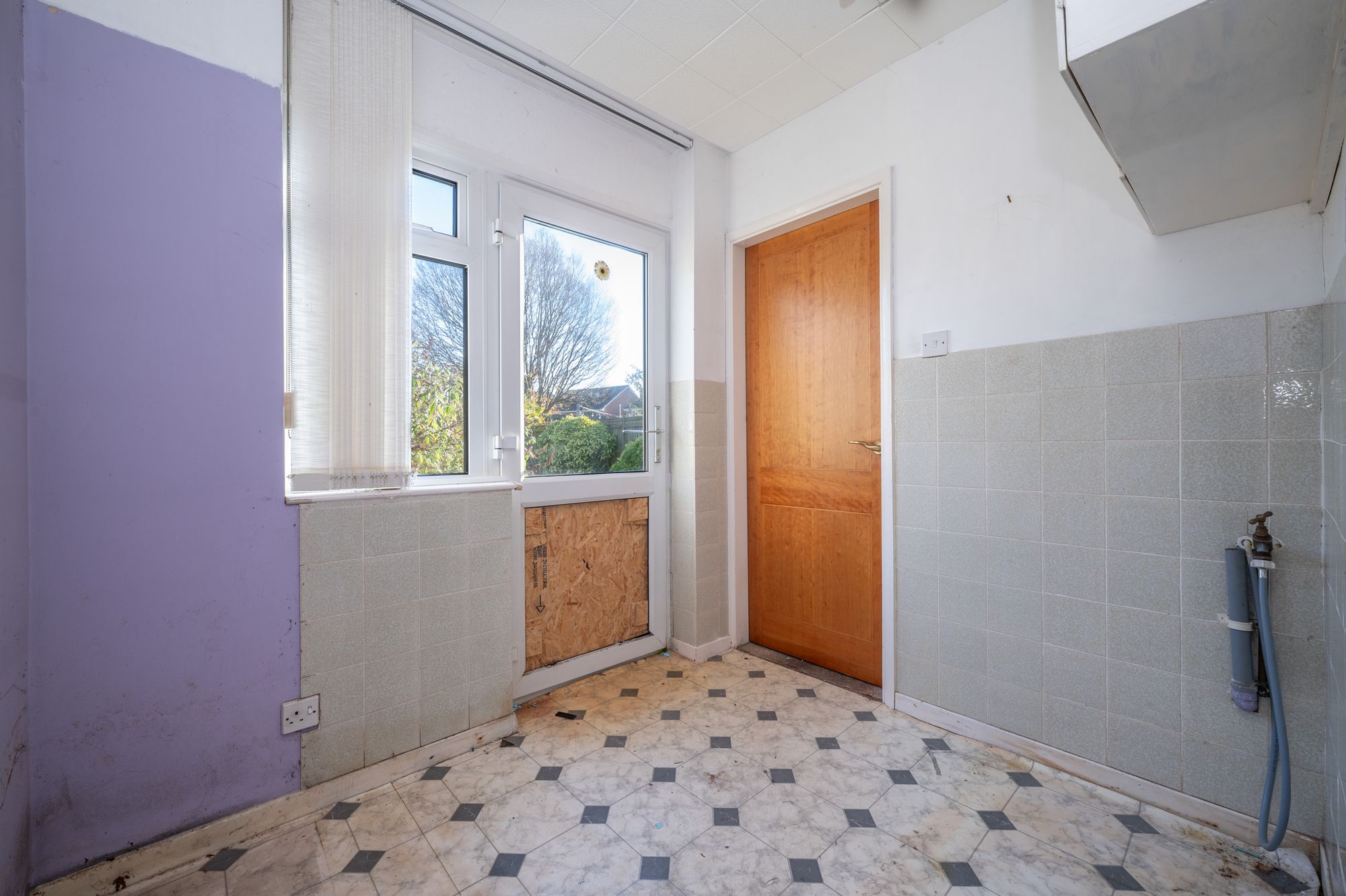 3 bed semi-detached house for sale in Shelley Road, Stratford-Upon-Avon, CV37 8