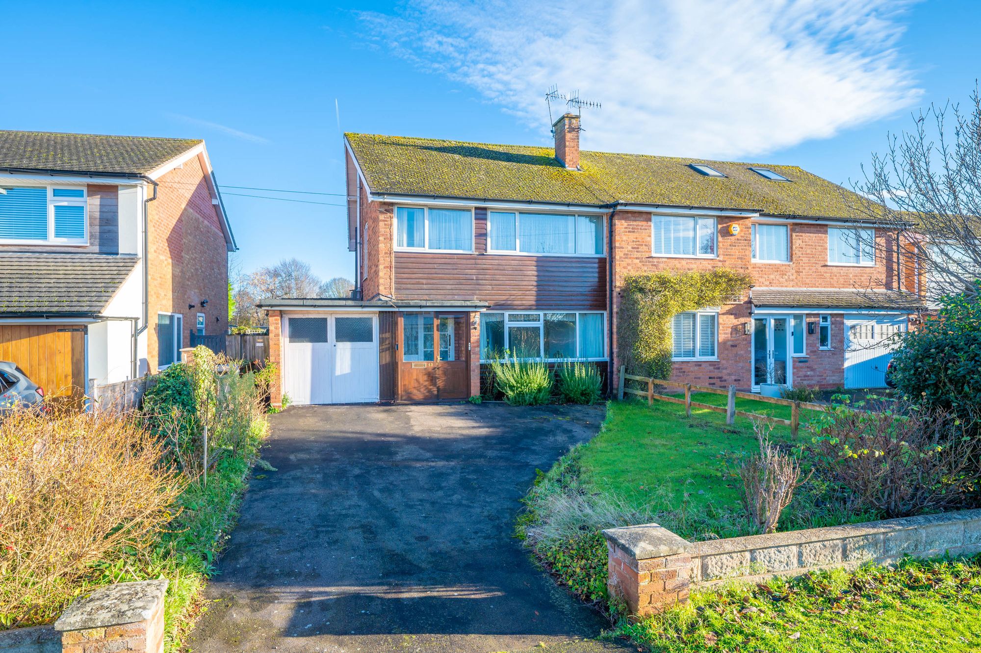 3 bed semi-detached house for sale in Shelley Road, Stratford-Upon-Avon  - Property Image 1