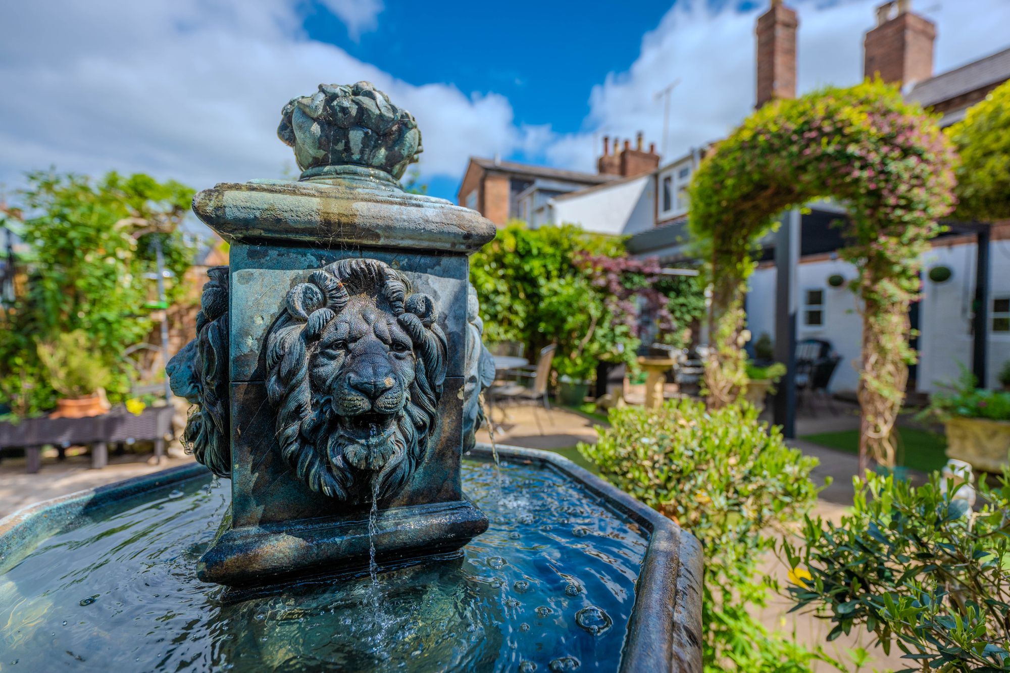 4 bed end of terrace house for sale in New Street, Stratford-Upon-Avon, CV37 24