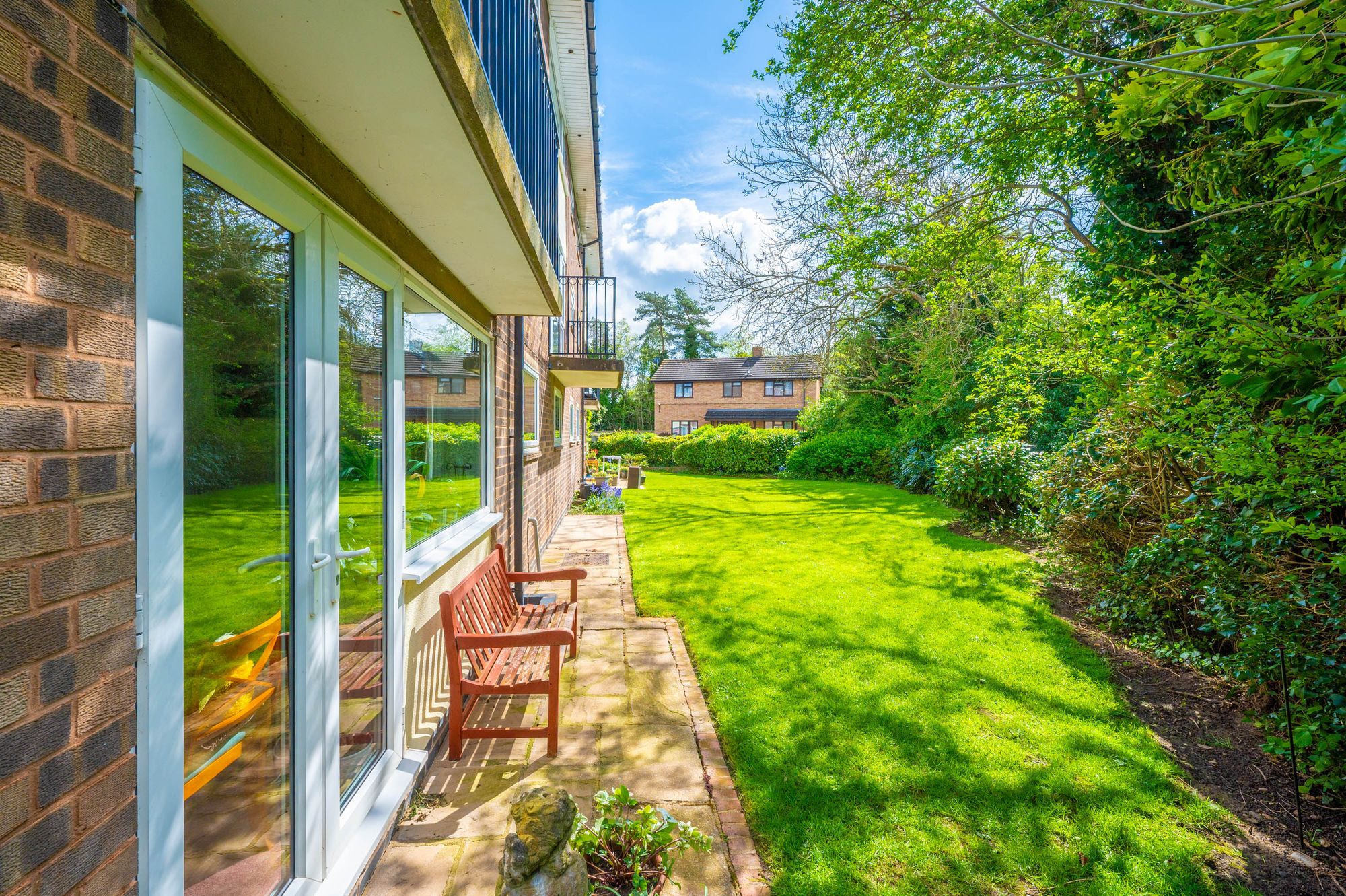 2 bed apartment for sale in Cherry Orchard, Stratford-Upon-Avon, CV37 11