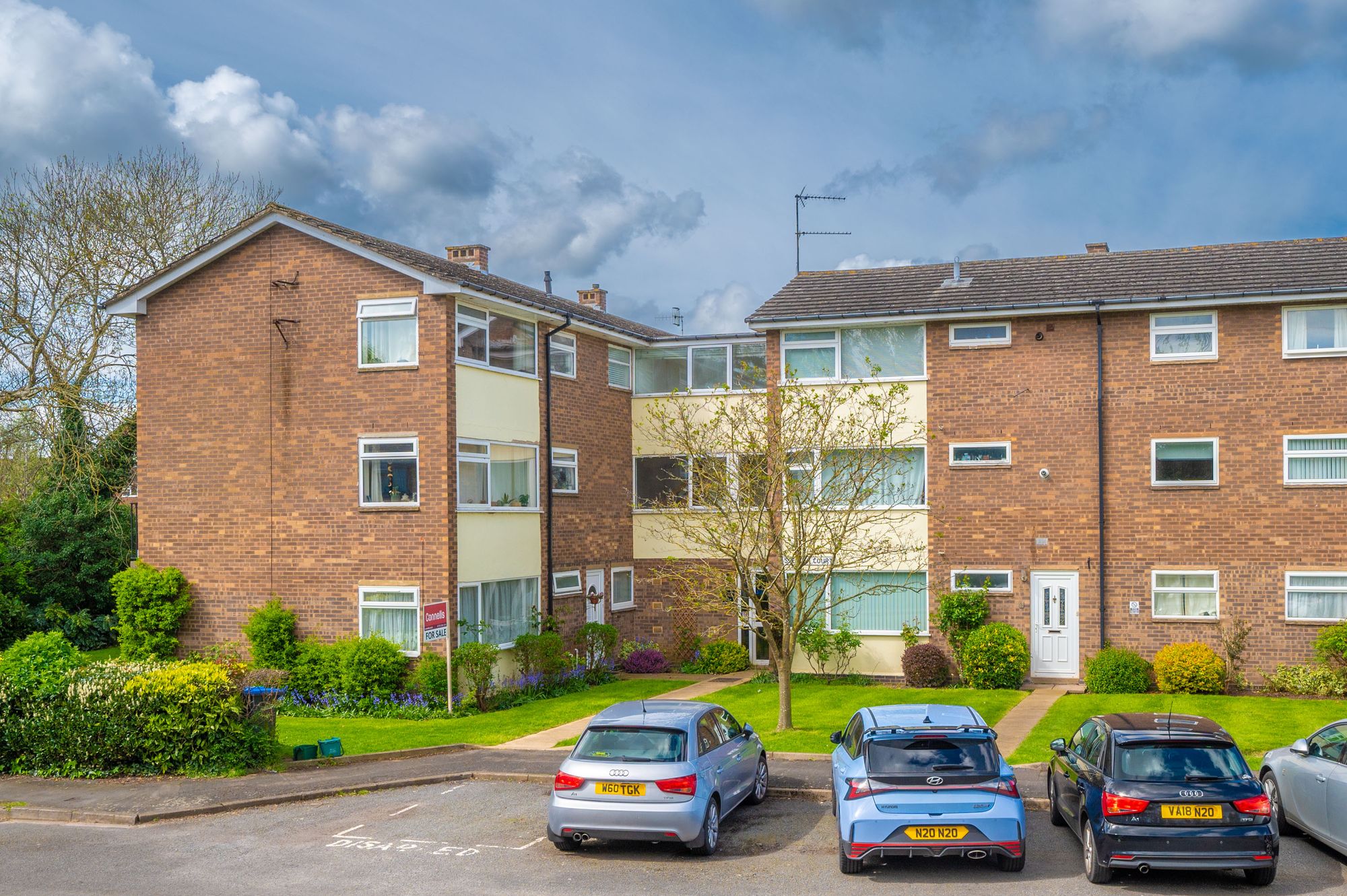 2 bed apartment for sale in Cherry Orchard, Stratford-Upon-Avon  - Property Image 13