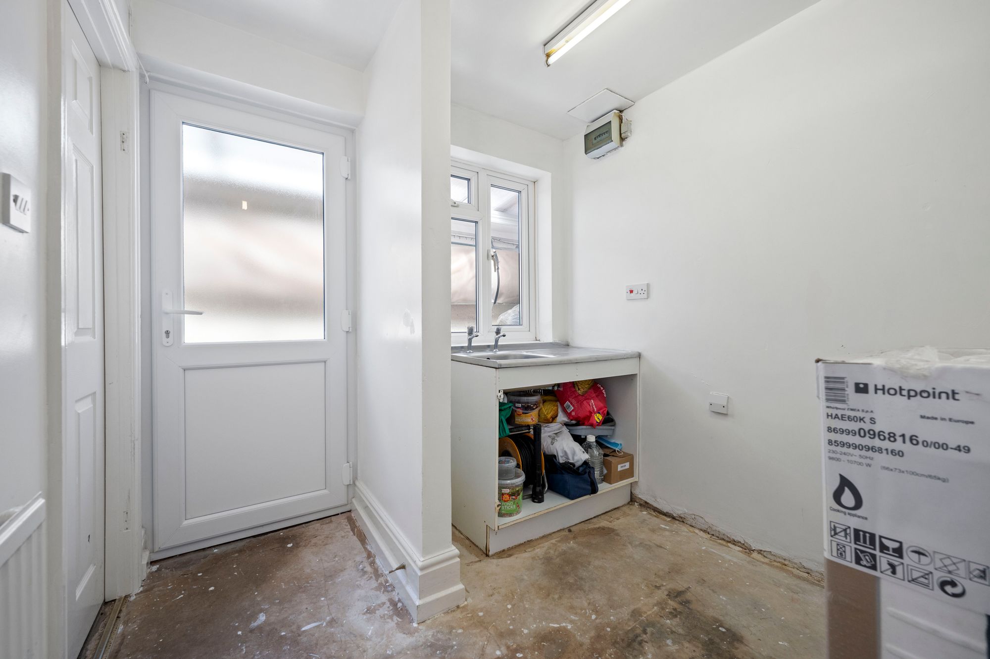 4 bed semi-detached house for sale in Hathaway Lane, Stratford-Upon-Avon, CV37 11