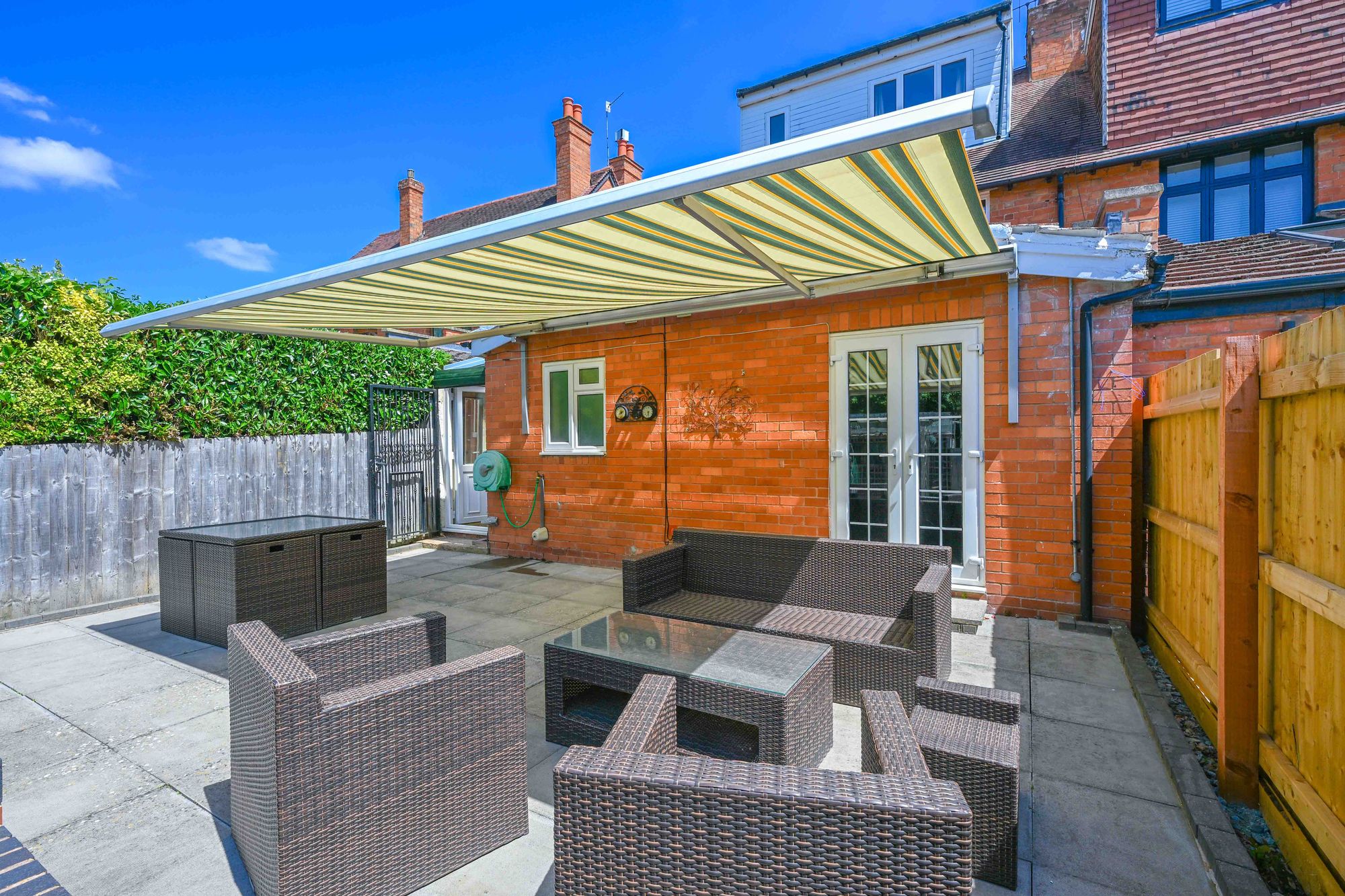 4 bed semi-detached house for sale in Hathaway Lane, Stratford-Upon-Avon, CV37 25