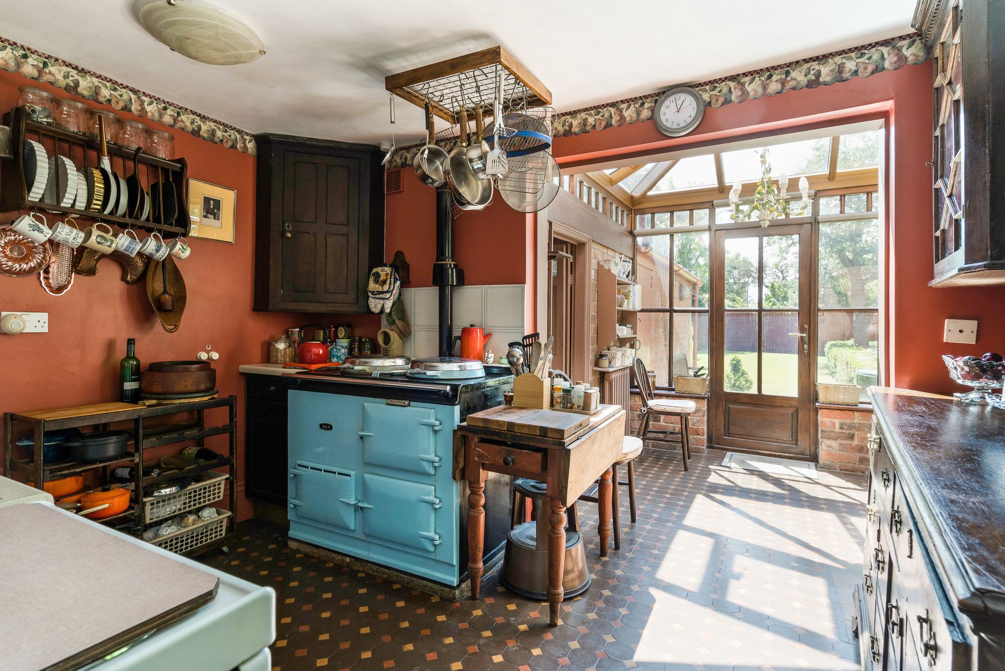 4 bed mid-terraced house for sale in Chestnut Walk, Stratford-Upon-Avon, CV37 5