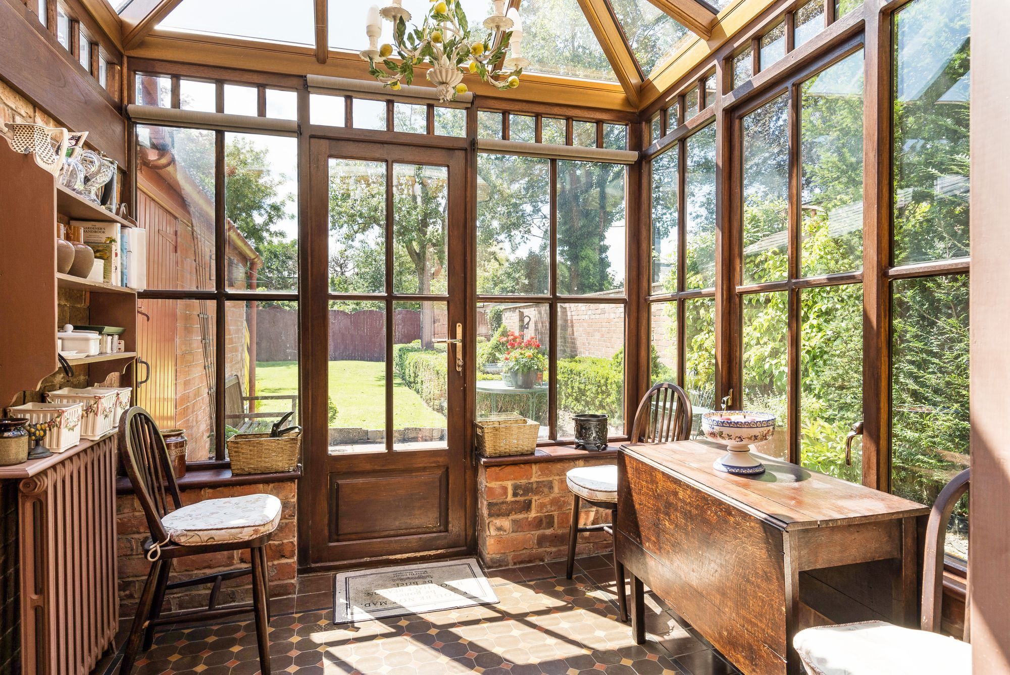 4 bed mid-terraced house for sale in Chestnut Walk, Stratford-Upon-Avon  - Property Image 7