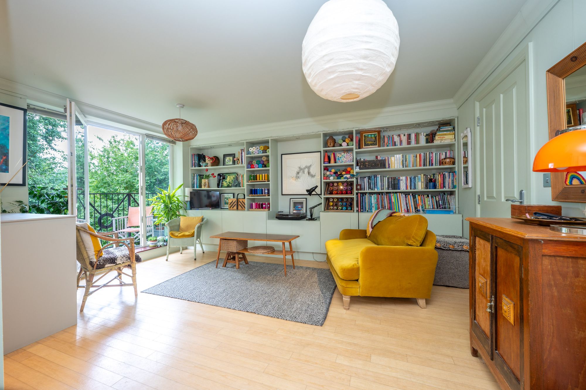 1 bed apartment for sale in Linen Street, Knights Court Linen Street, CV34 1