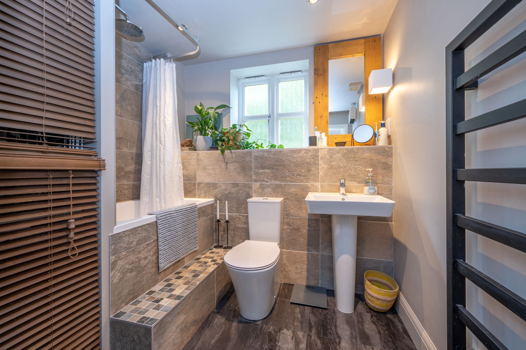 1 bed apartment for sale in Linen Street, Knights Court Linen Street, CV34 3