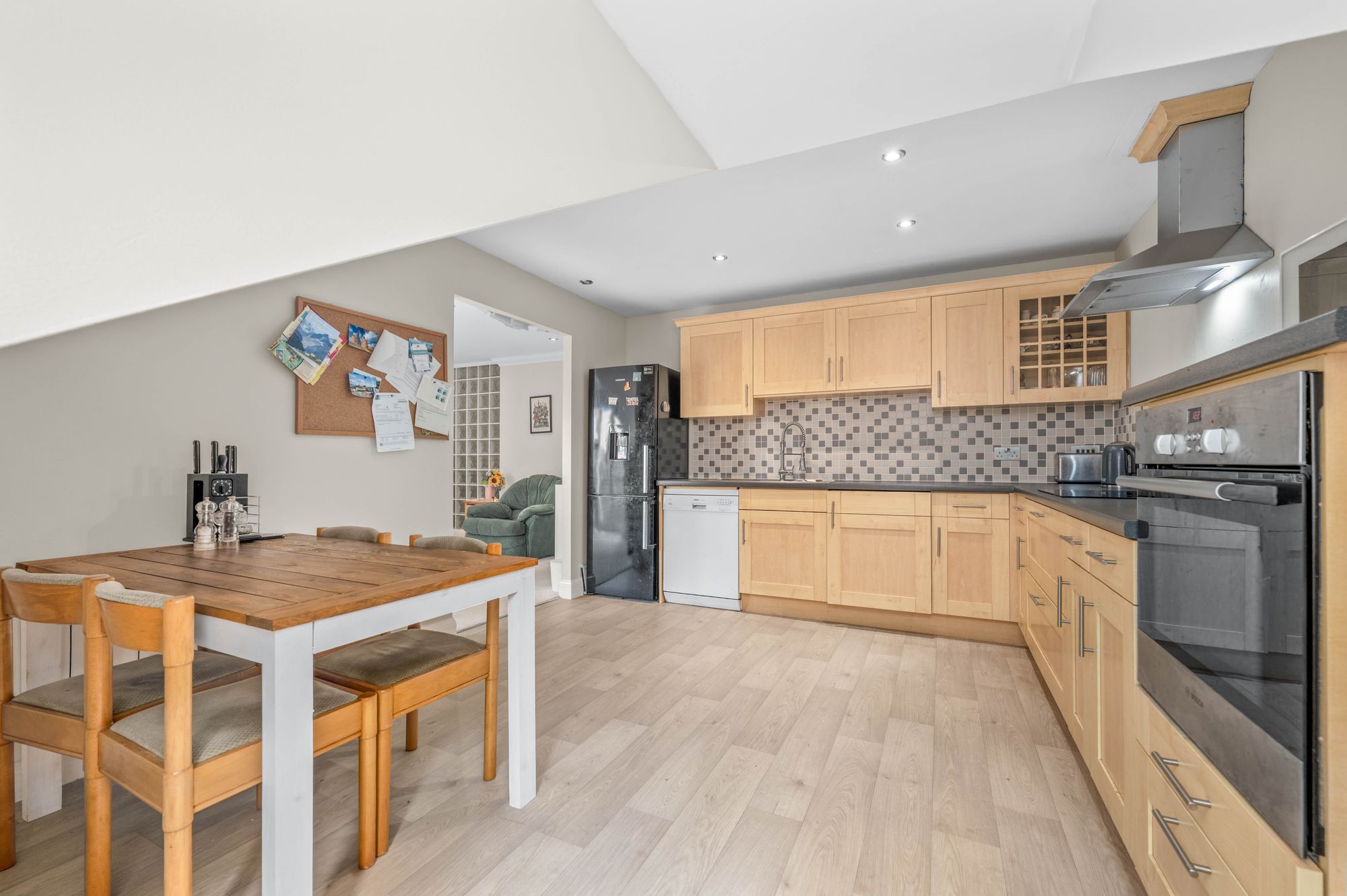 2 bed apartment for sale in Linen Street, Knights Court Linen Street, CV34 9