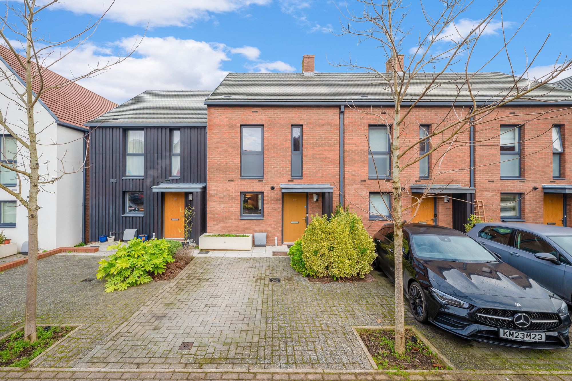 2 bed mid-terraced house for sale in Stephenson Row, Stratford-Upon-Avon  - Property Image 1