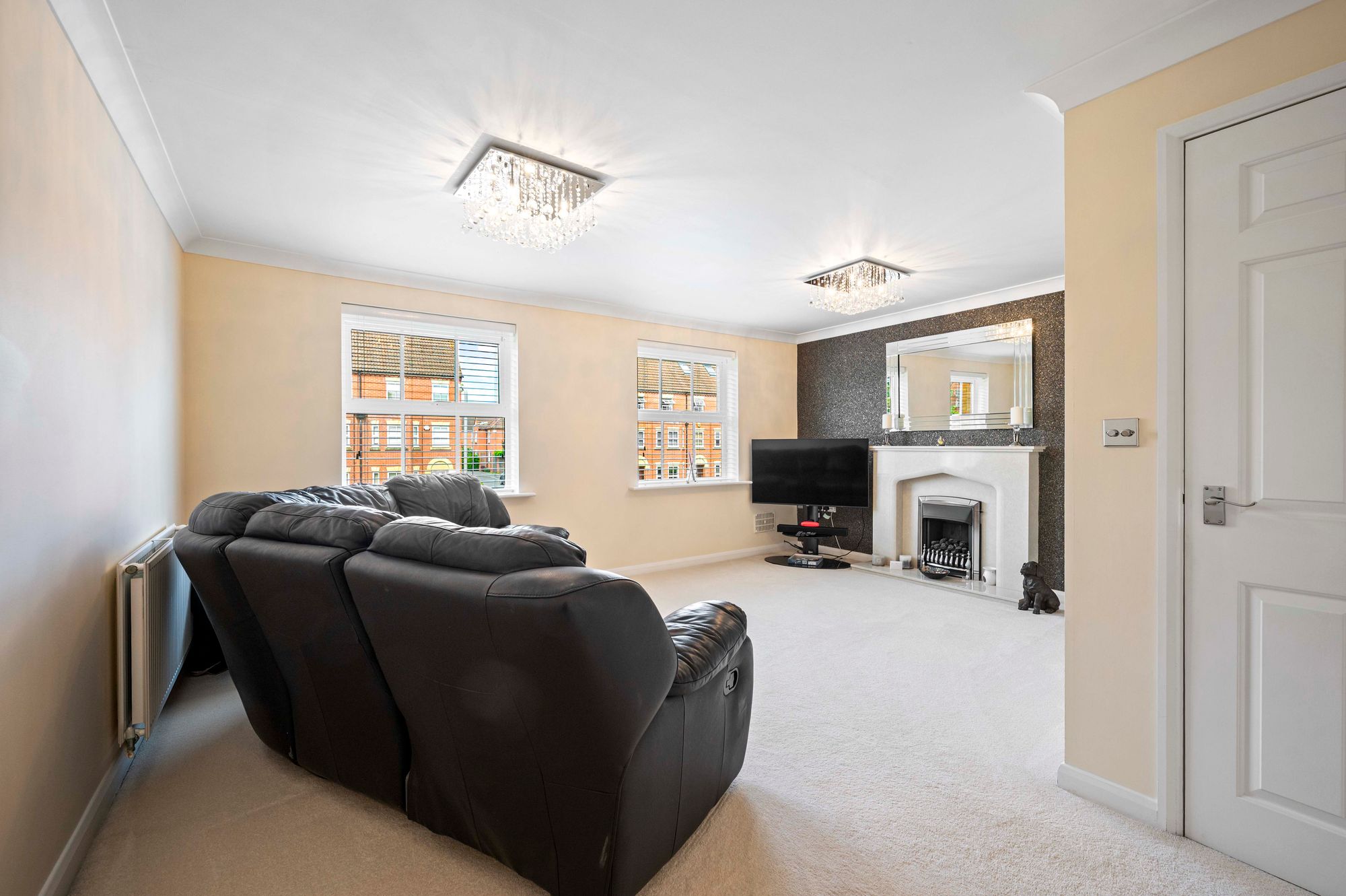 3 bed semi-detached house for sale in Morecroft Drive, Warwick, CV34 18