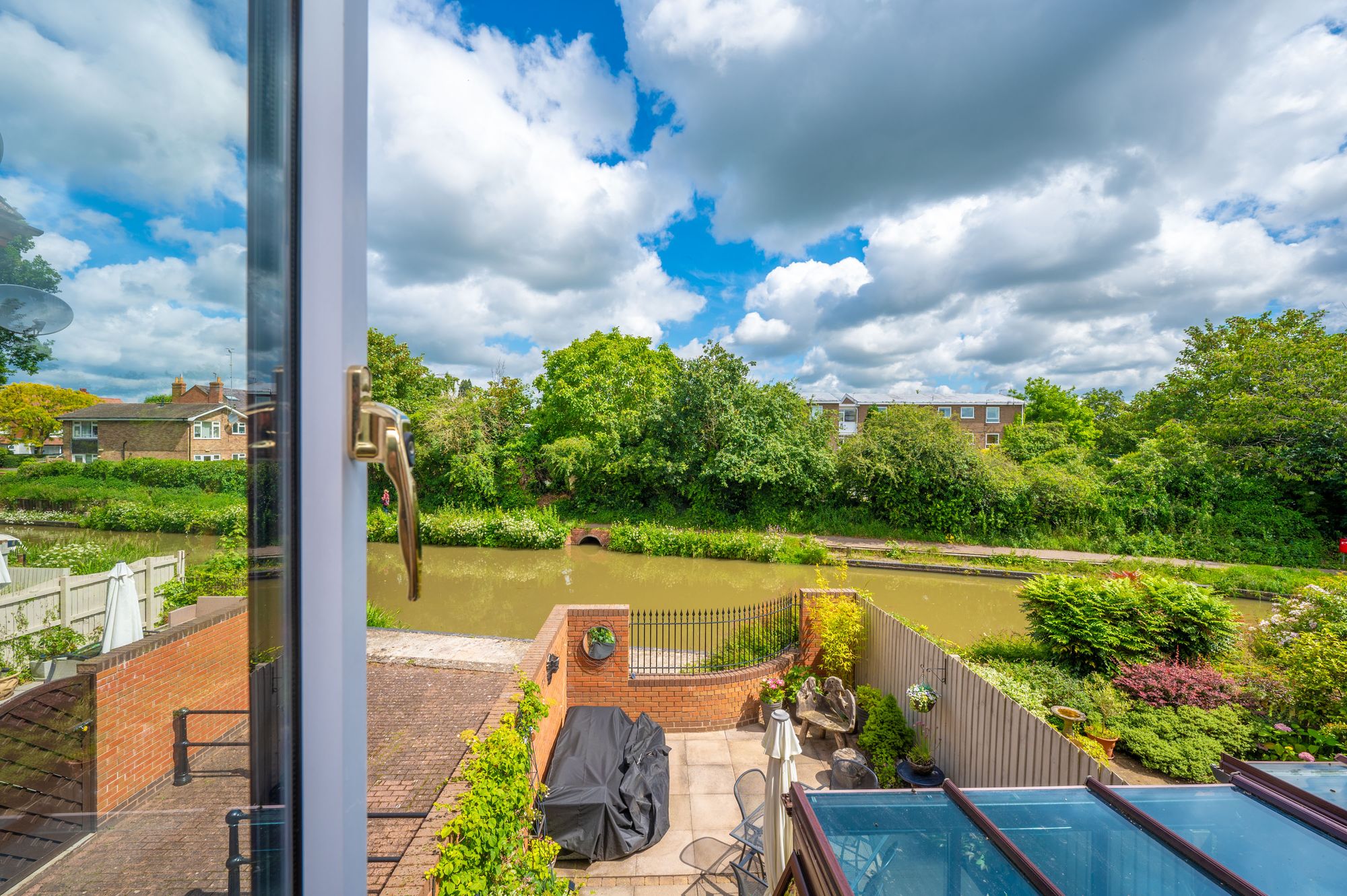 3 bed semi-detached town house for sale in Lock Close, Stratford-Upon-Avon, CV37 7