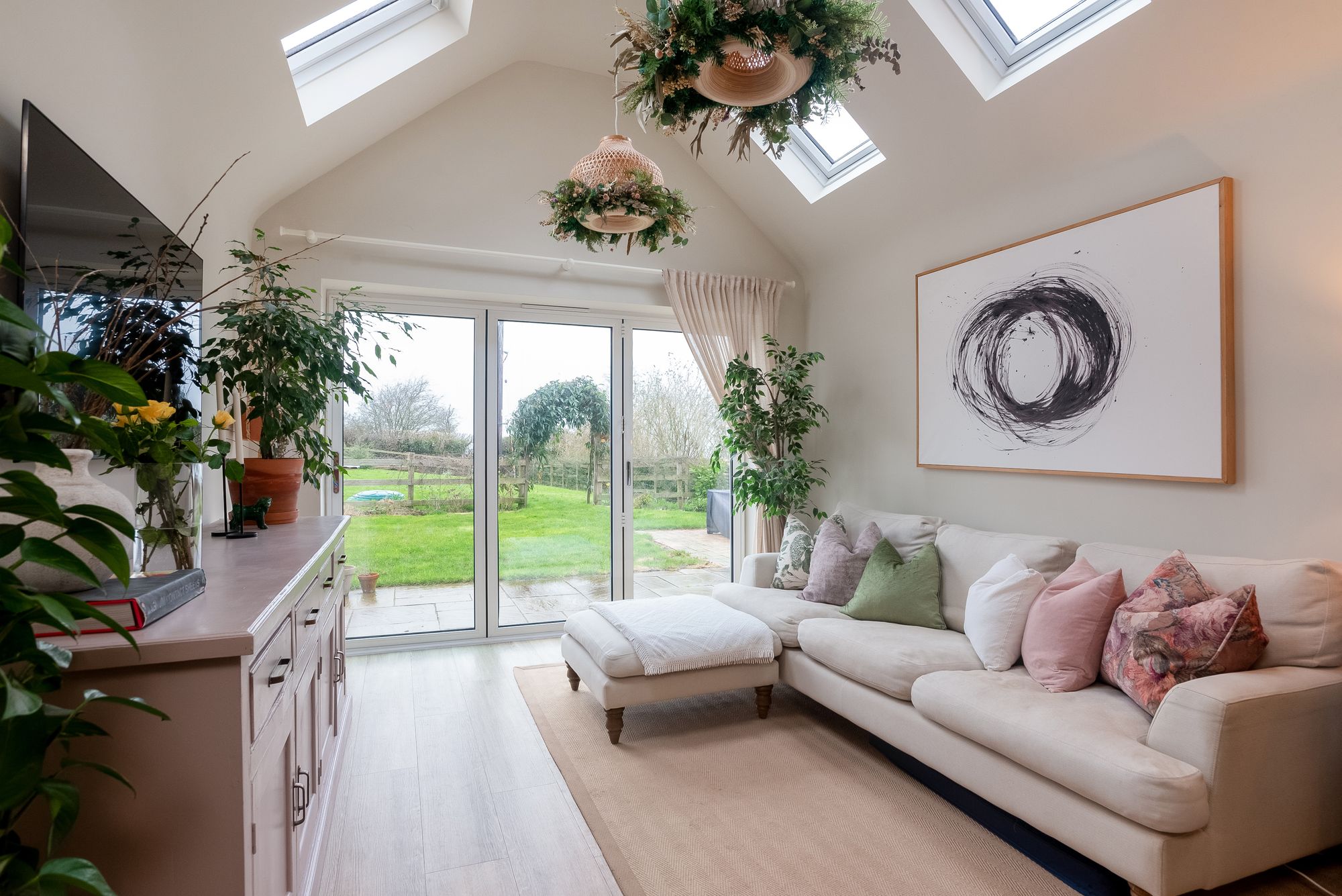 3 bed semi-detached house for sale in Winter Close, Loxley, CV35  - Property Image 6