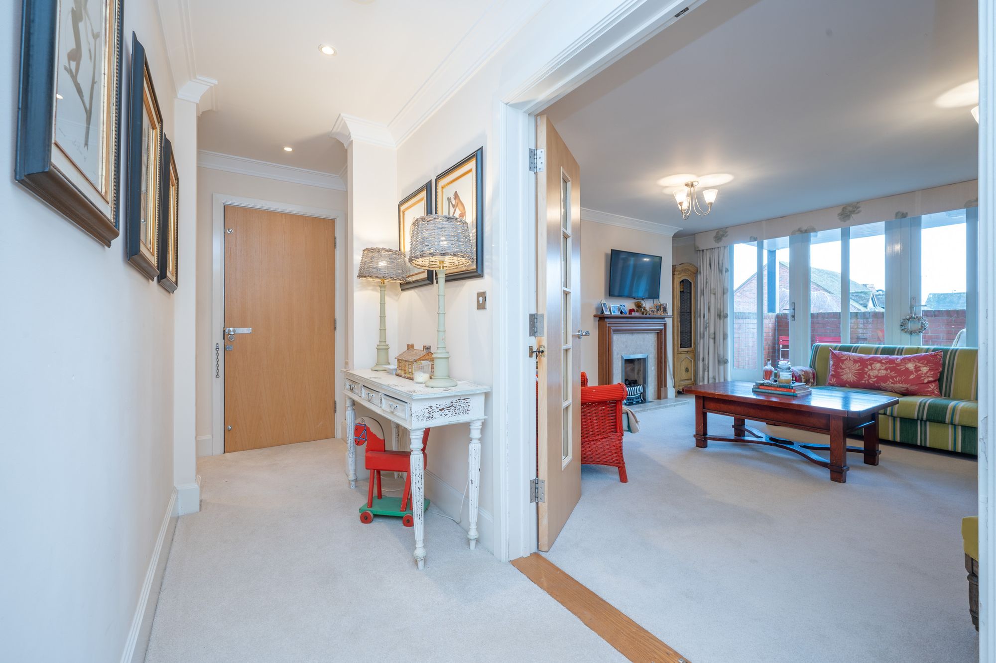 2 bed apartment for sale in Mansell Street, Stratford-Upon-Avon  - Property Image 11