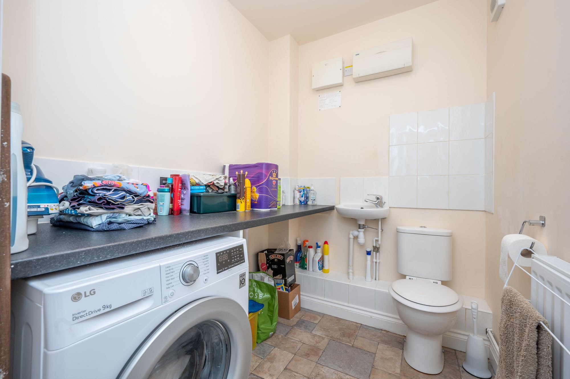 3 bed chalet for sale in Waterloo Drive, Stratford-Upon-Avon, CV37 20