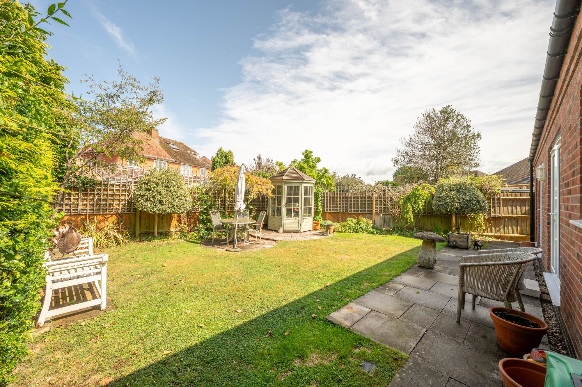 3 bed chalet for sale in Waterloo Drive, Stratford-Upon-Avon, CV37 23