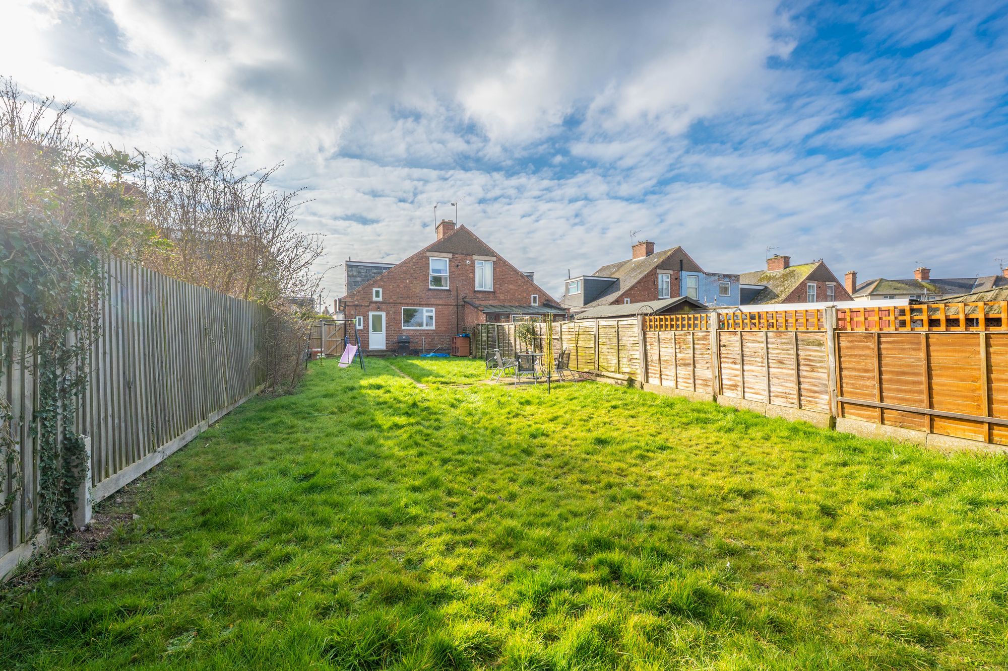 2 bed semi-detached house for sale in Waverley Road, Leamington Spa, CV31 13
