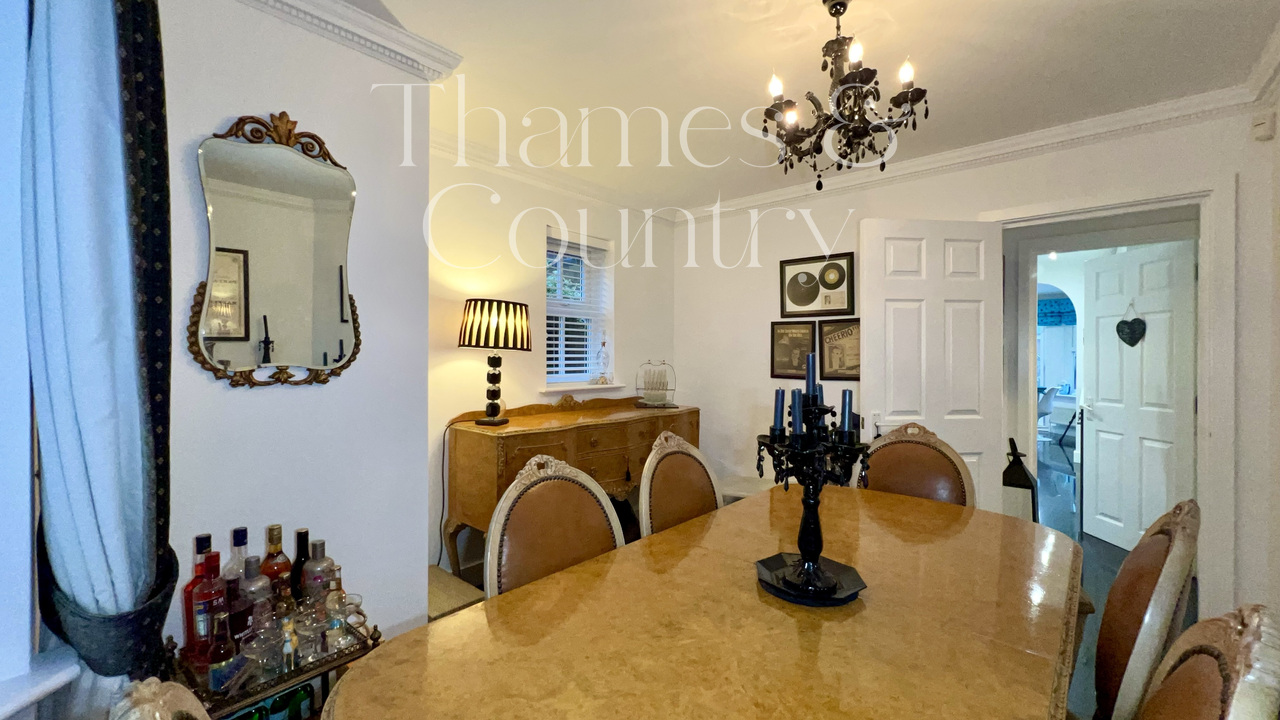 4 bed detached house for sale in Station Road, Marlow  - Property Image 13