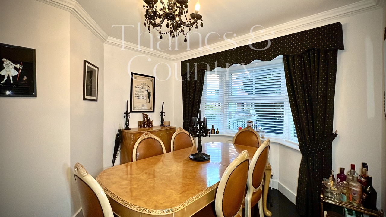 4 bed detached house for sale in Station Road, Marlow  - Property Image 15
