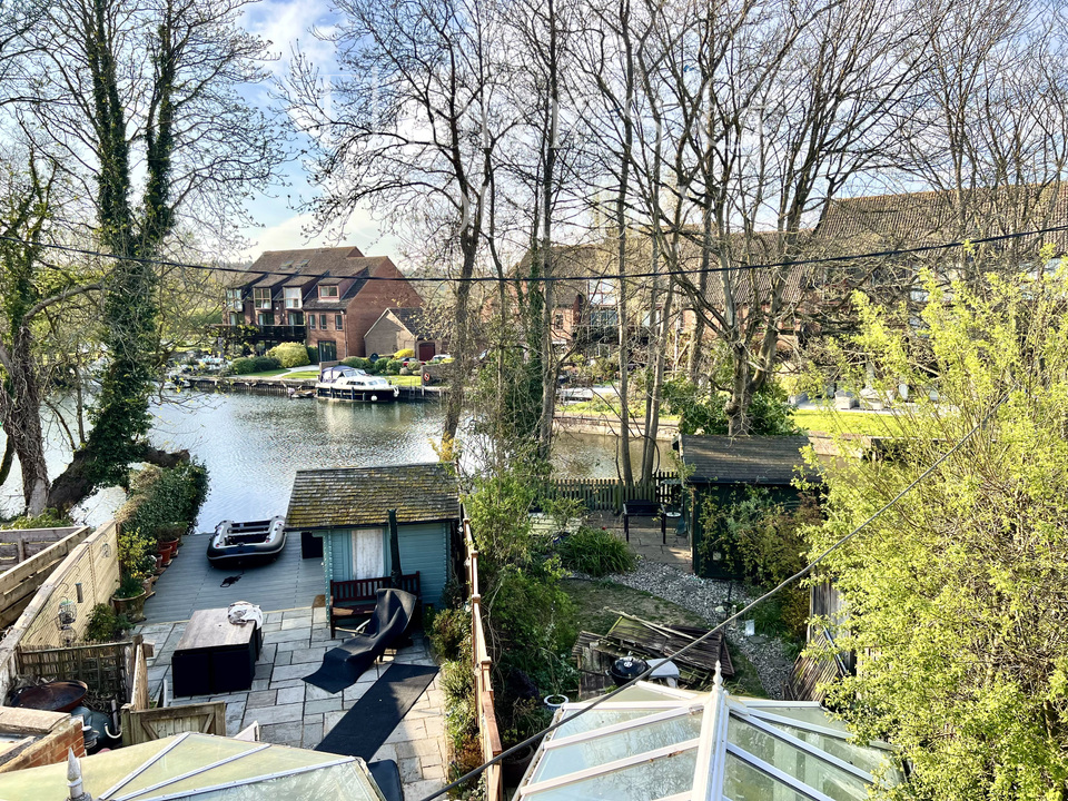 3 bed cottage for sale in Temple Lane, Marlow  - Property Image 6
