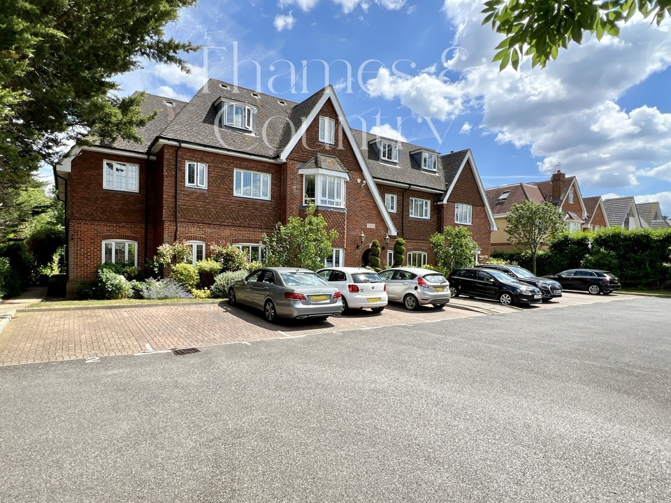 2 bed apartment for sale in Shoppenhangers Road, Maidenhead  - Property Image 8