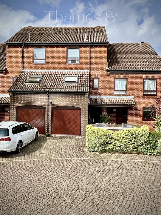 3 bed town house for sale in Bisham, Marlow  - Property Image 40