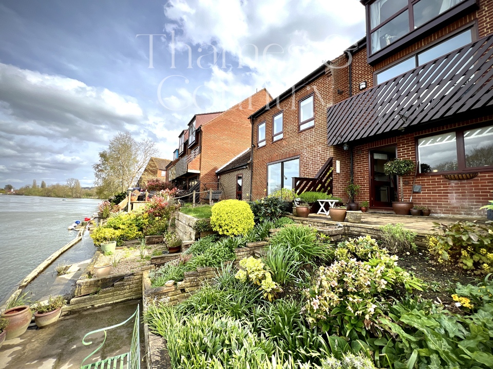 3 bed town house for sale in Bisham, Marlow  - Property Image 43