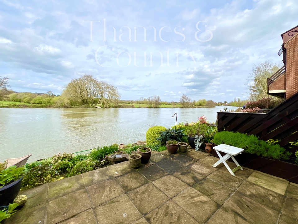 3 bed town house for sale in Bisham, Marlow  - Property Image 45