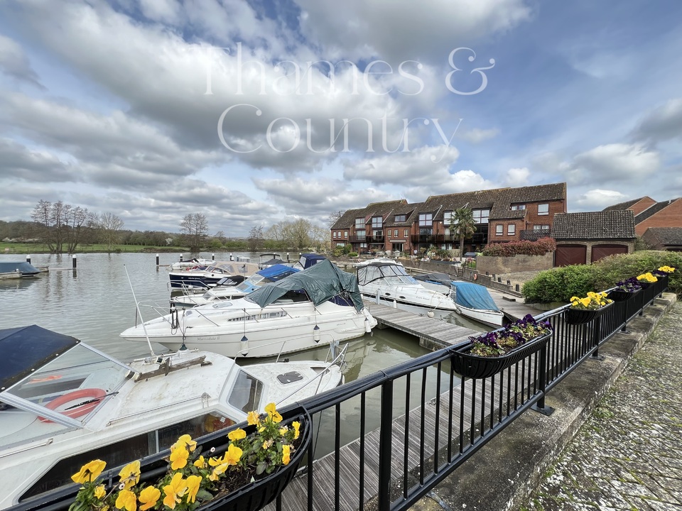 3 bed town house for sale in Bisham, Marlow  - Property Image 70