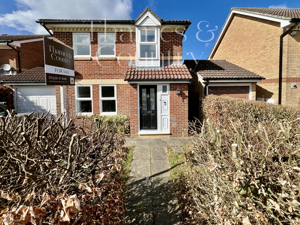 3 bed detached house for sale in Gosling Grove, High Wycombe  - Property Image 39