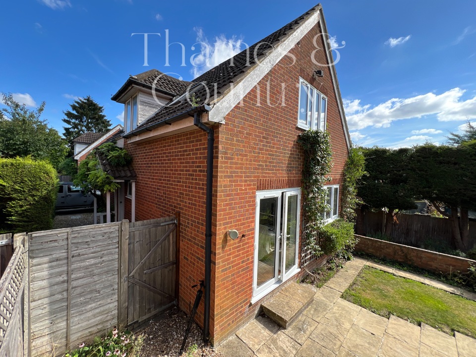 4 bed link detached house for sale in Little Marlow Road, Marlow  - Property Image 38