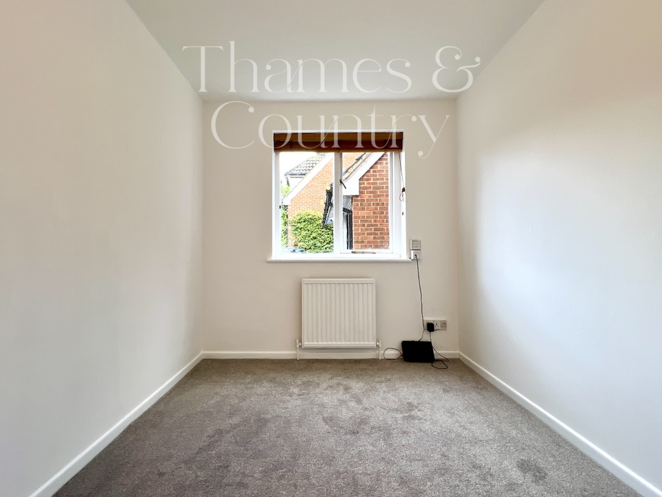 4 bed link detached house for sale in Little Marlow Road, Marlow  - Property Image 16