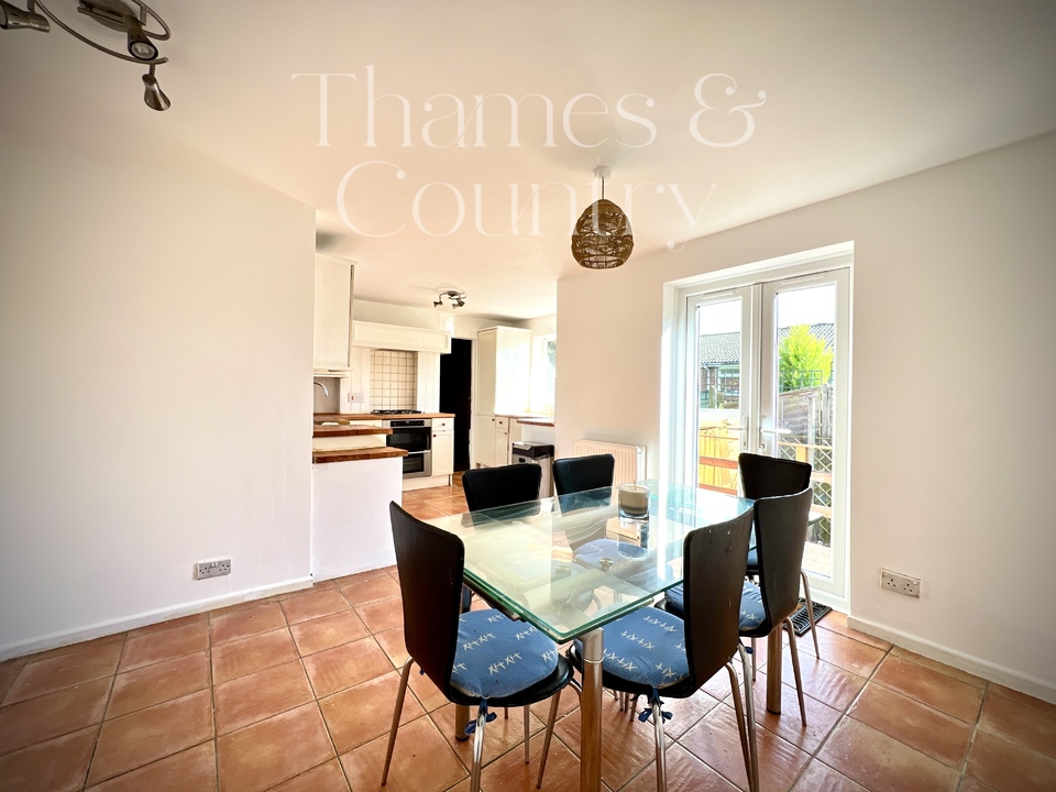 4 bed link detached house for sale in Little Marlow Road, Marlow  - Property Image 17