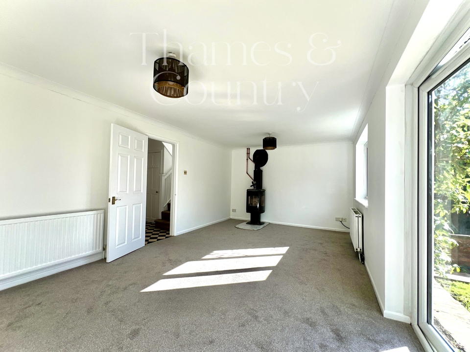 4 bed link detached house for sale in Little Marlow Road, Marlow  - Property Image 4