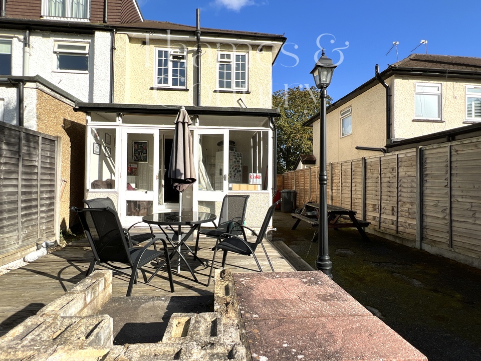 2 bed semi-detached house for sale in Stanhope Road, Slough  - Property Image 7