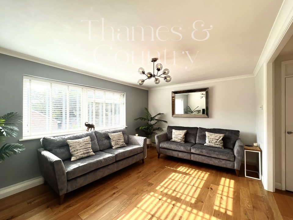 2 bed apartment for sale in Rosemary Court, High Wycombe  - Property Image 12