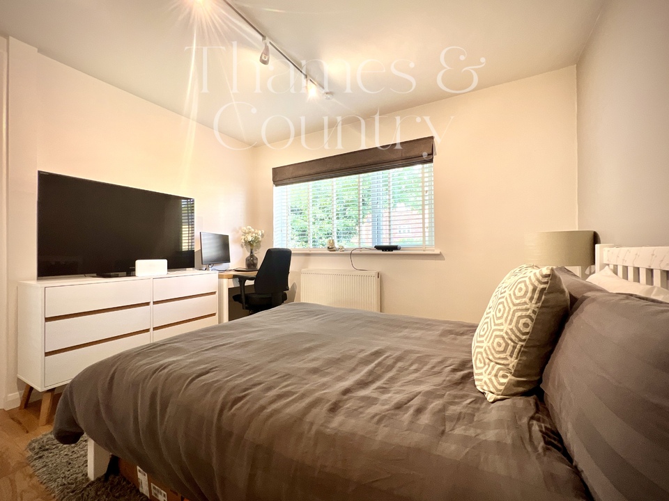 2 bed apartment for sale in Rosemary Court, High Wycombe  - Property Image 21